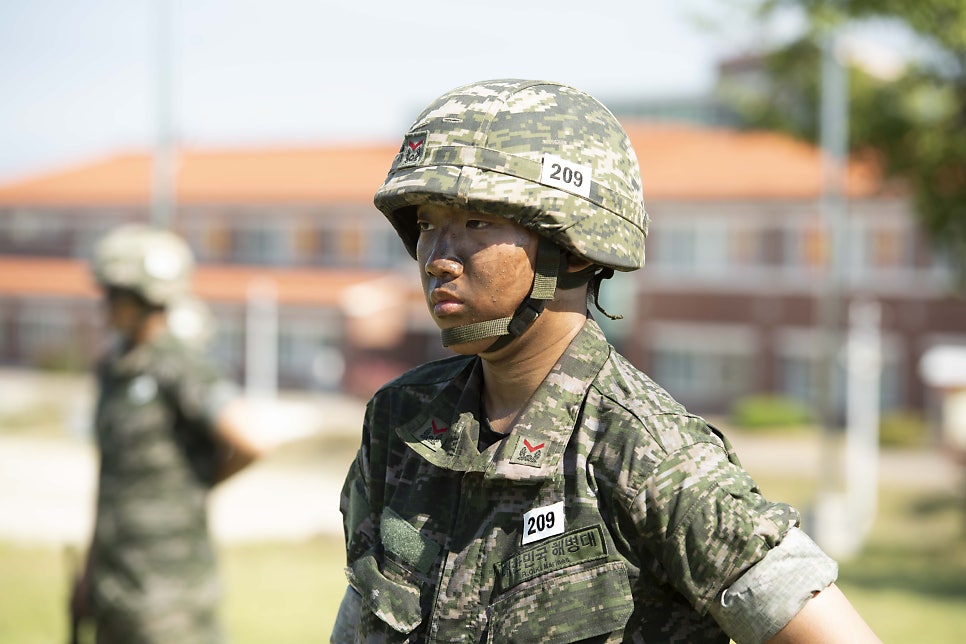 [부후 417기] 빨간명찰 수여식 사진 44