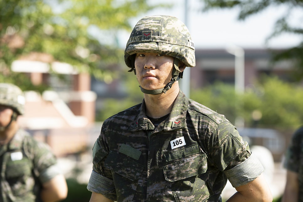 [부후 417기] 빨간명찰 수여식 사진 55